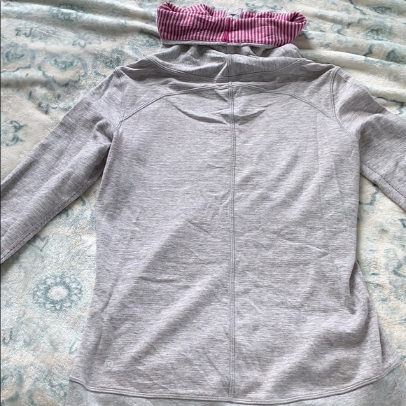 Lululemon pullover - Picture 6 of 7